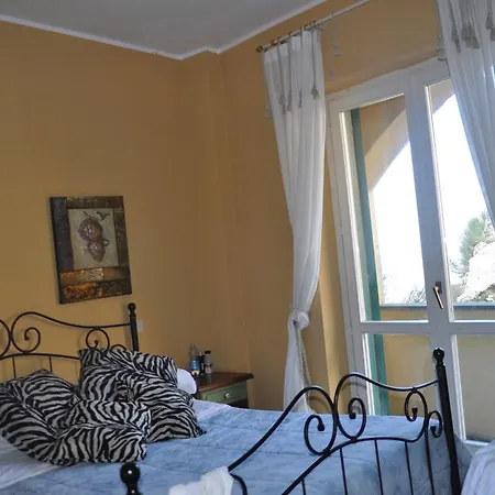 Ontani Hotel 3*